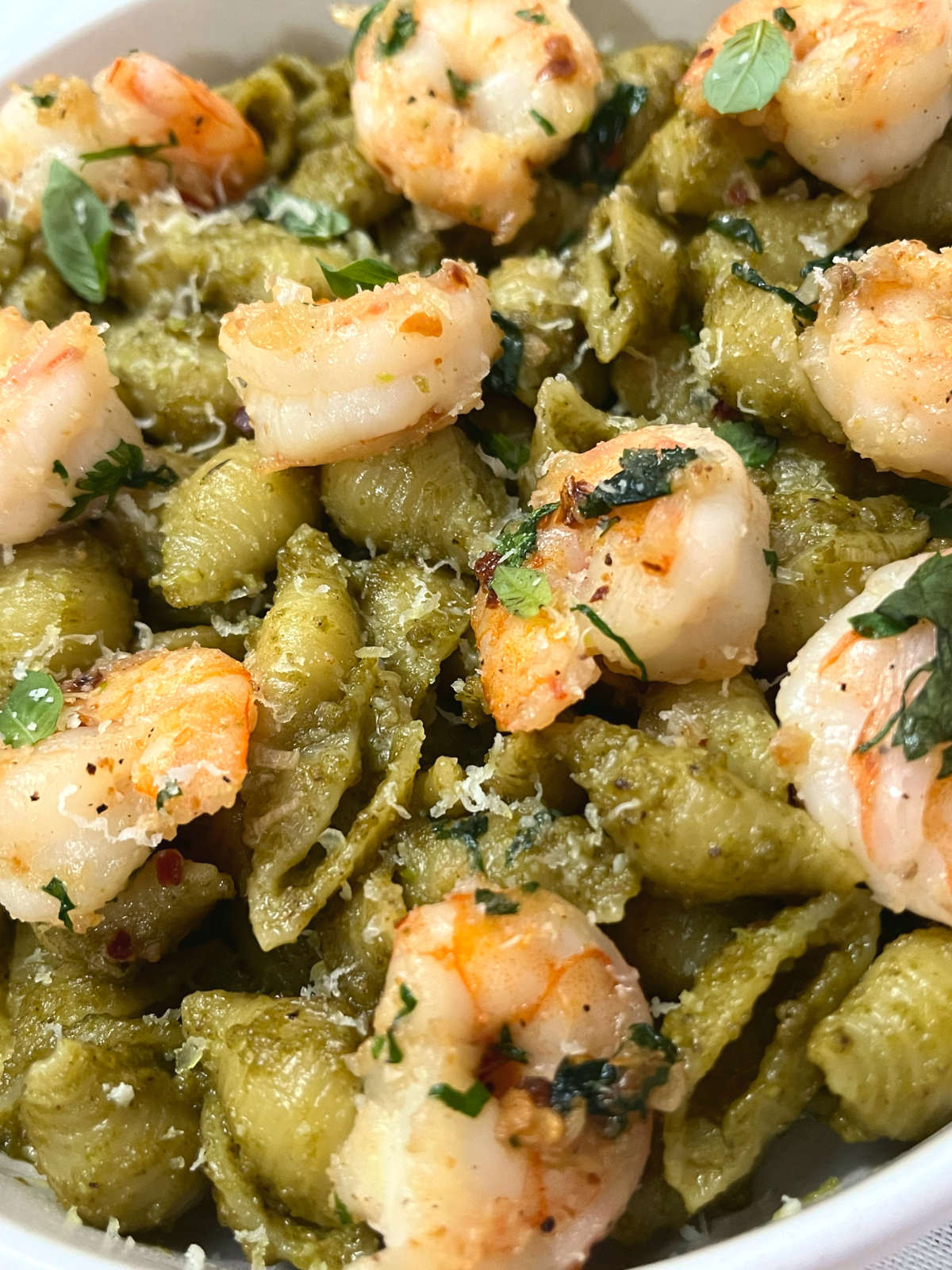 pistachio pesto shrimp pasta