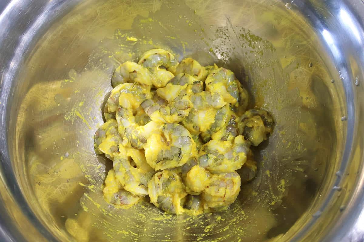 prawns in the first marinade